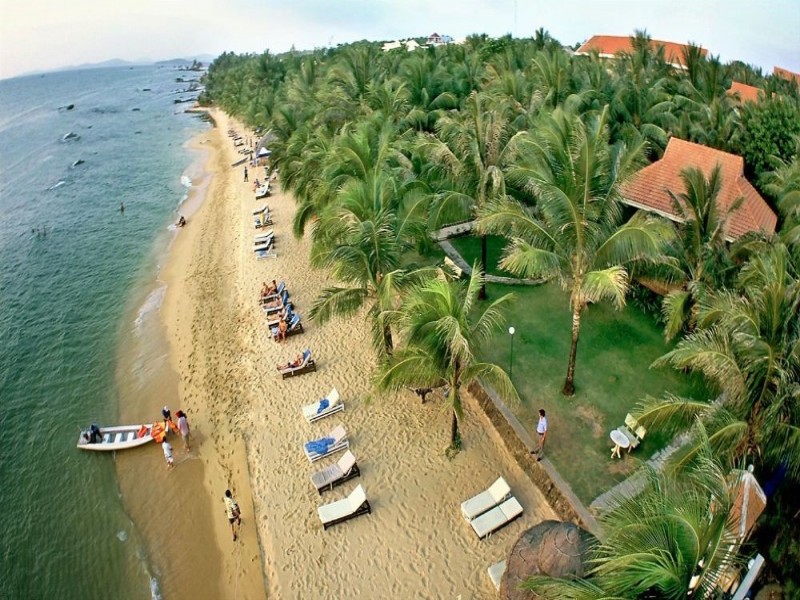 Tour du lich nghi duong bien ho tram
